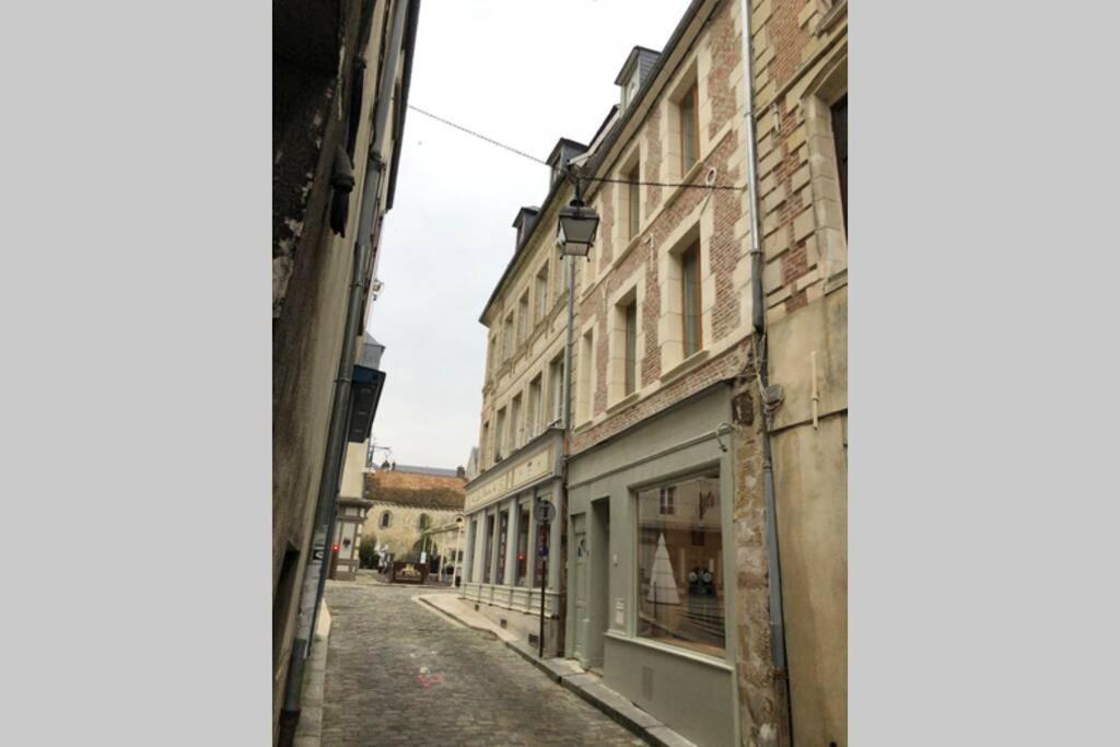Laon : « Suite Privee Au Pied De La Cathedrale » 외부 사진