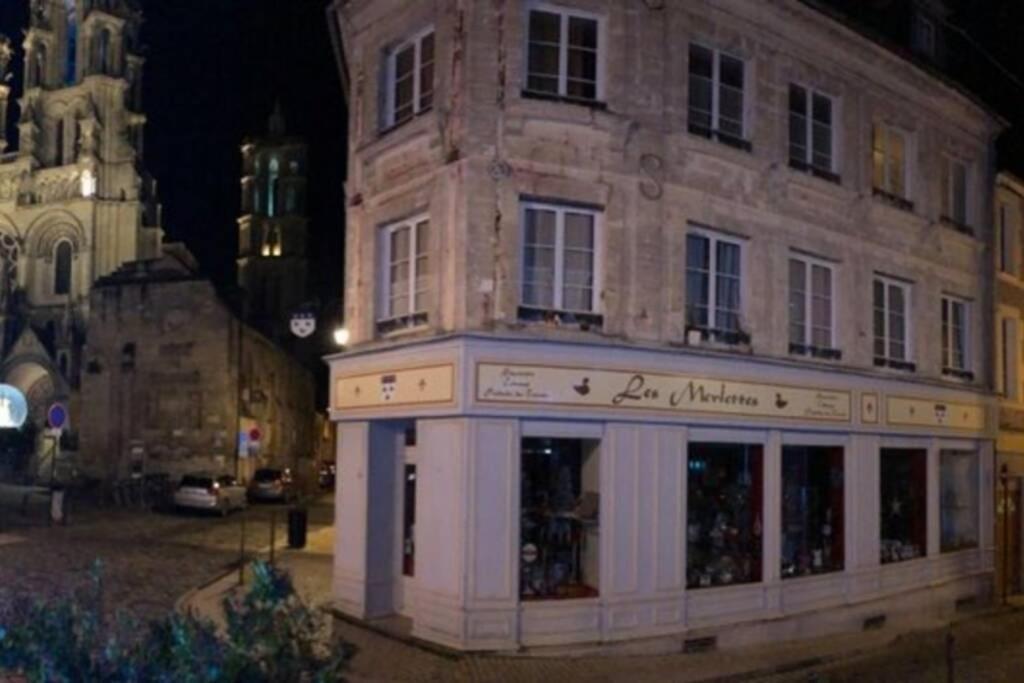 Laon : « Suite Privee Au Pied De La Cathedrale » 외부 사진